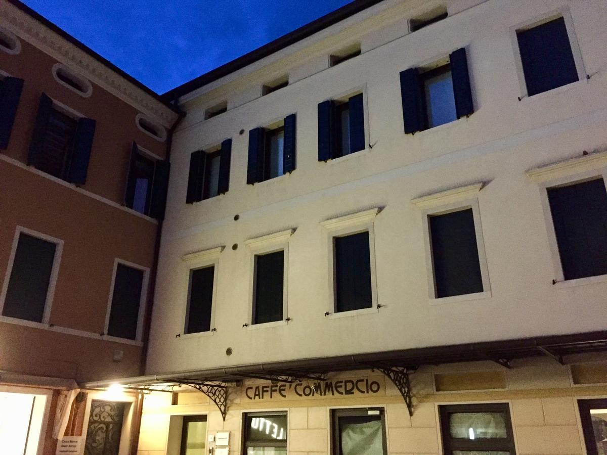 “Al Commercio” Luxury Loft Noale Exterior photo
